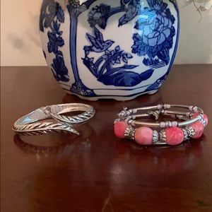 Set of two bracelets!